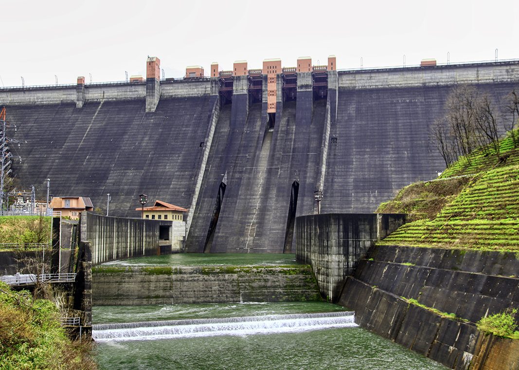 萩原雅紀のダムライターコラム 5 重力式ダムだってダイバーシティ